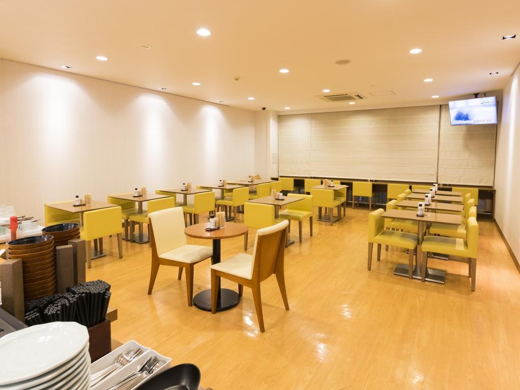 Dormy Inn Umeda Higashi Natural Hot Spring Osaka Bagian luar foto